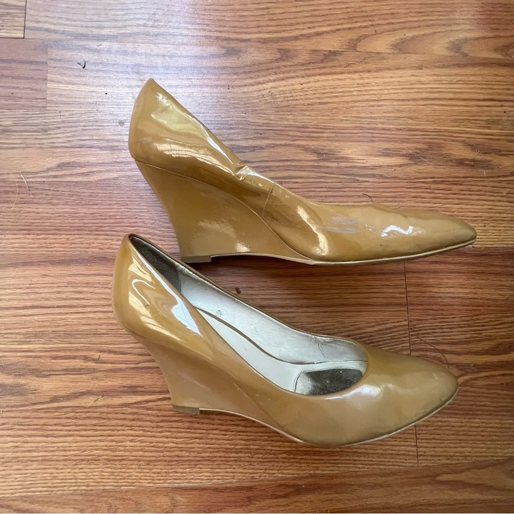 Jones New York‎ Wedge